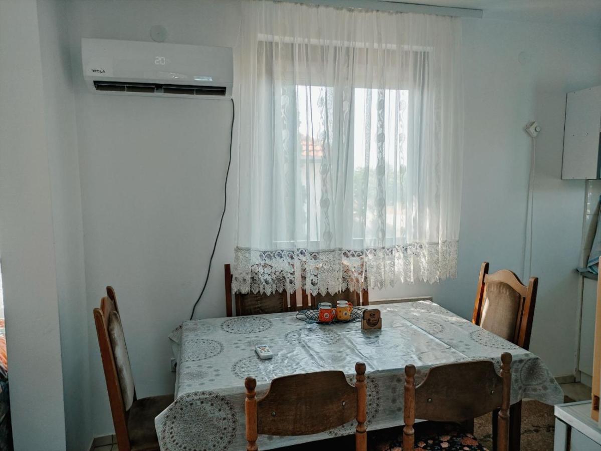 Cozy House Cvetkovic Villa Ni Exteriör bild